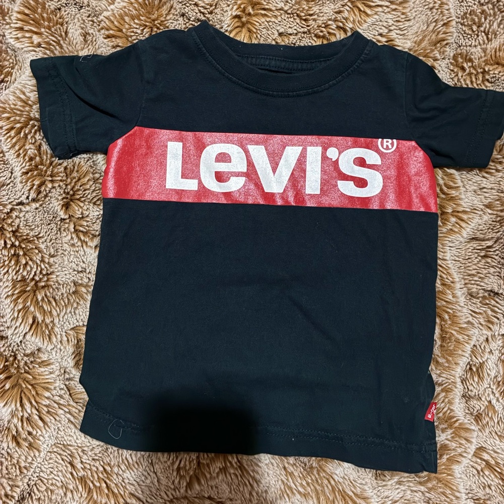 Levi's toddler Black T-Shirt with Red Logo